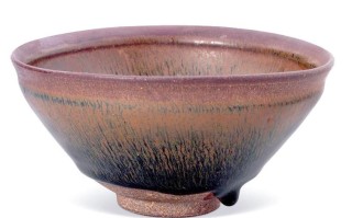 宋建盏：黑釉幻彩，宋代斗茶的核心器物