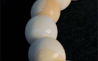 牙角老件品相评判，瑕疵与岁月痕迹区分要点
