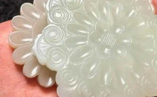 玉料、砣痕、纹饰：区分元代古玉与后世仿品