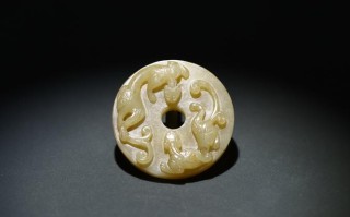 螭龙纹断代：明代古玉纹饰的时代特征解析
