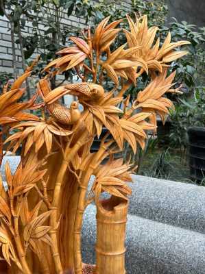 崖柏根雕《竹林双喜》:一木藏山野,竹鸟寄清欢 崖柏根雕《竹林双喜》:一木藏山野,竹鸟寄清欢