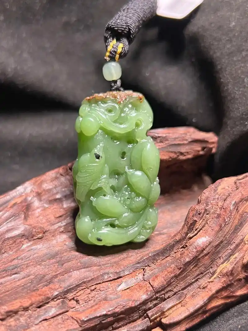 俄玉未来发展趋势与收藏投资指南，普通人怎么玩玉最稳妥