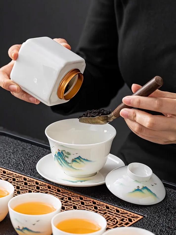 四川盖碗茶：一碗盖茶，泡尽巴蜀闲情