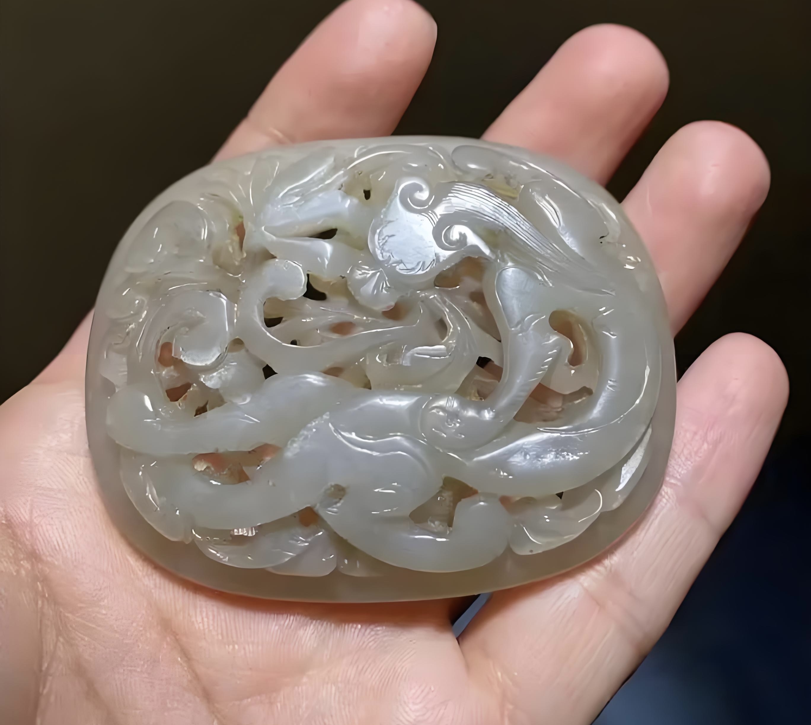 明清古玉包浆研究：原生老包浆与人工做旧鉴别