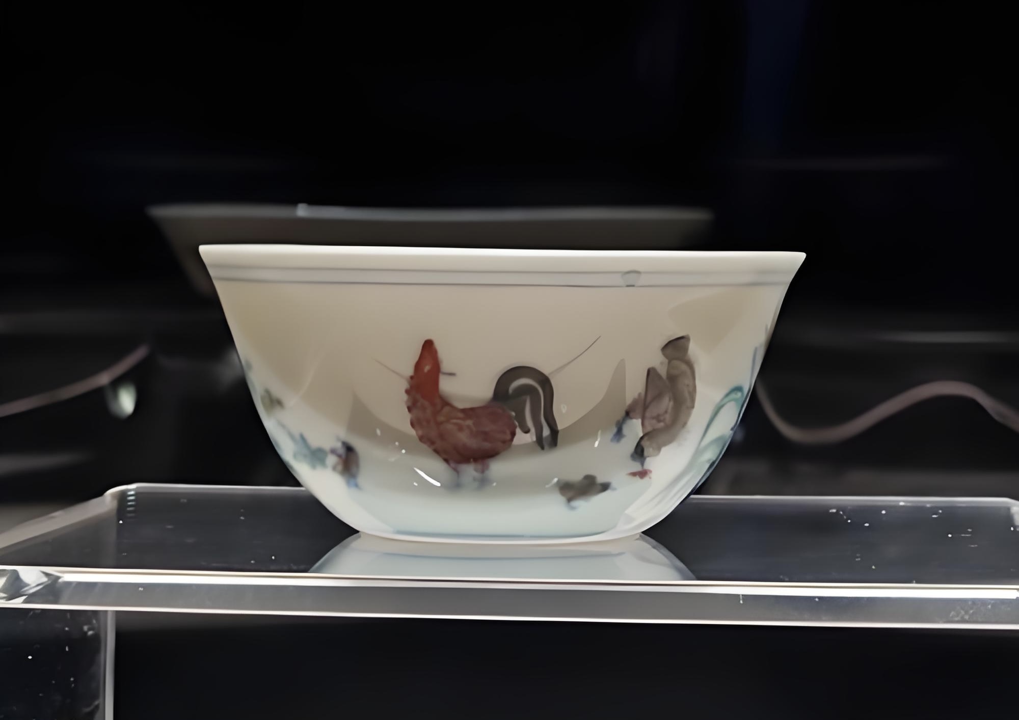 成化斗彩传奇，官窑小件瓷器价值探析