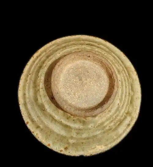 唐瓷断代实操：底足、釉面、开片时代特征辨析