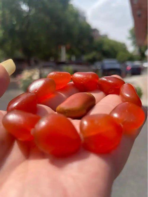 原石vs成品：南红收藏该如何选择