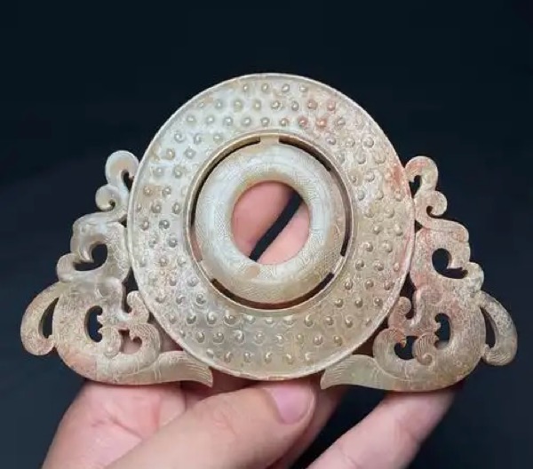 战汉玉璧该怎么看？仿出廓璧常见漏洞
